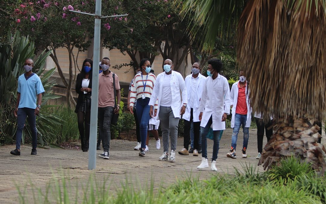 2021 Call for Student Mentorship Applications (First Year Experience)