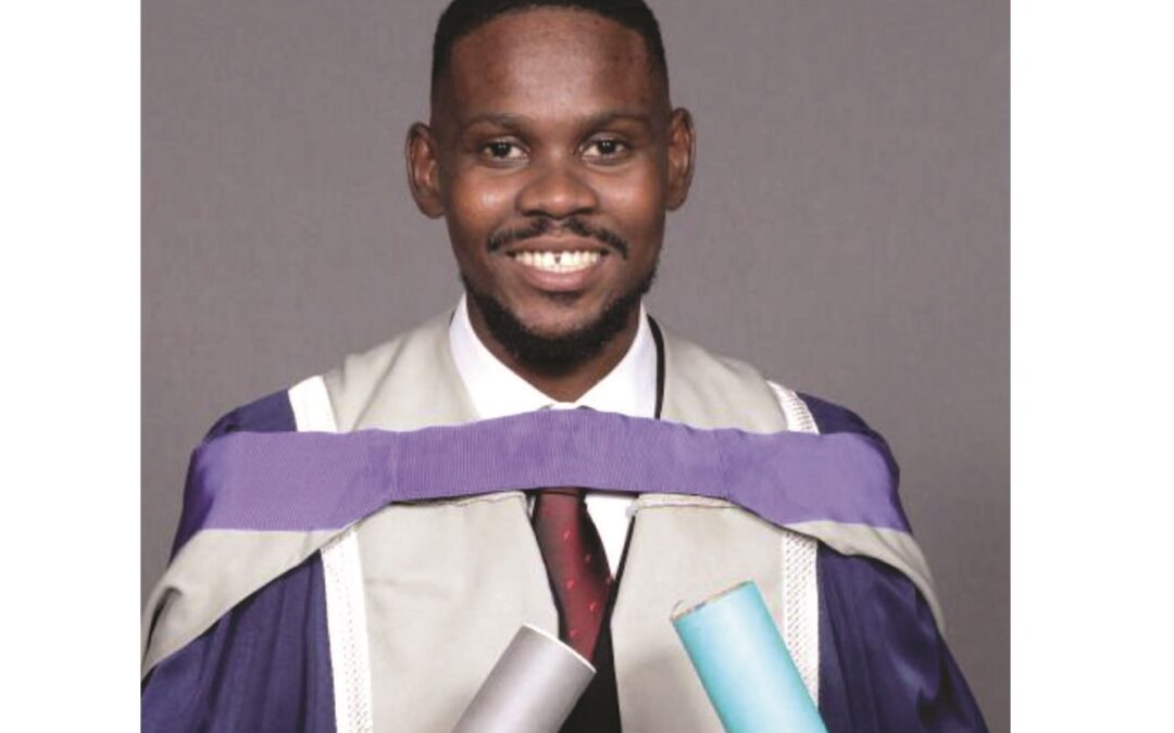 Dr Mkhwanazi honoured with prestigious Douglas Award