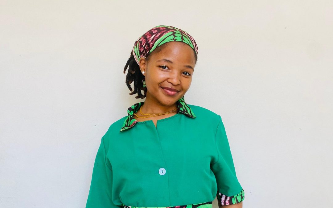 Buckets, Books & Business: SMU nursing student cleans up with campus start-up