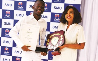 Mahlorhi Baloyi honoured with Vice Chancellor’s Award for excellence